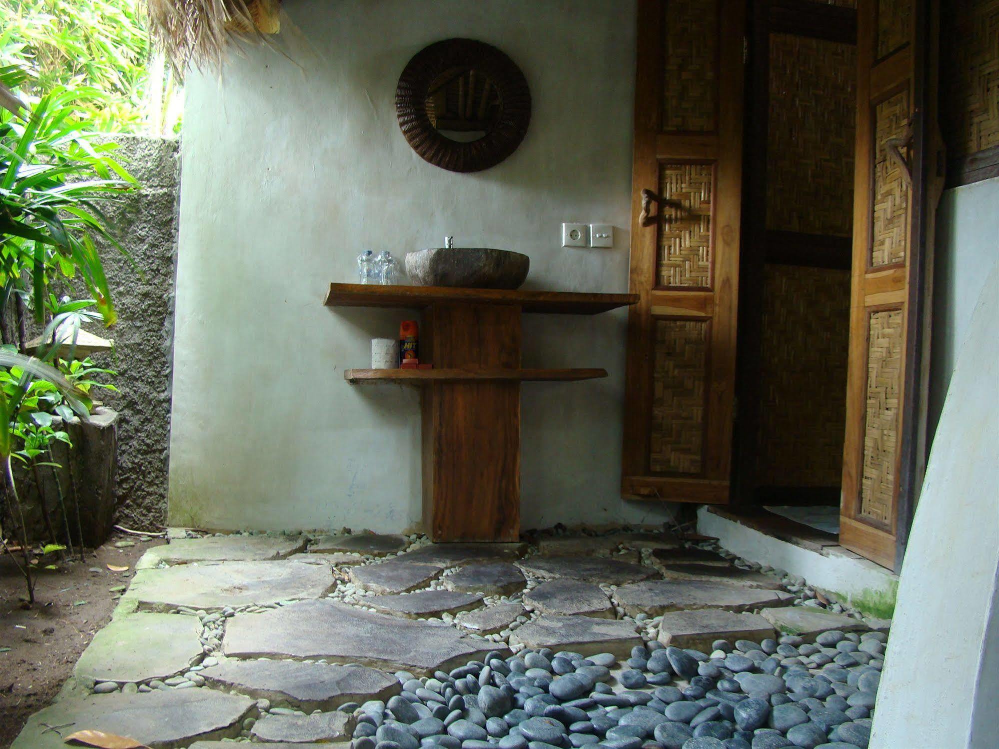 Flower Bud Bungalow Pecatu Exterior foto