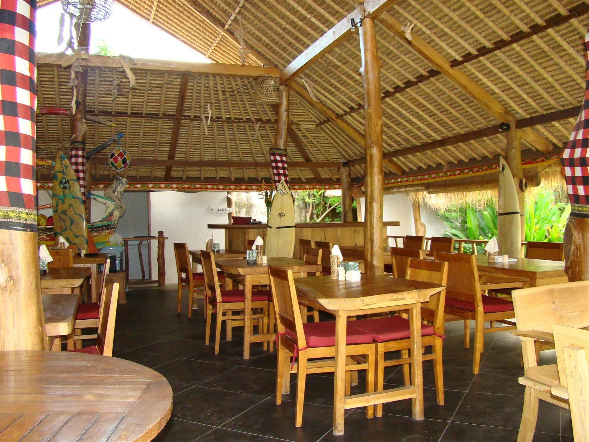 Flower Bud Bungalow Pecatu Exterior foto